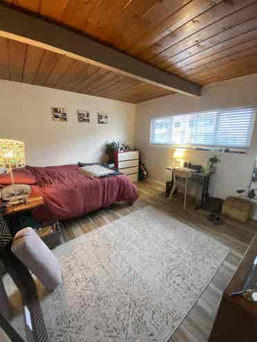 Spacious room in Linda Vista