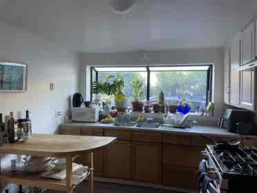 Summer Sublet in South Berkeley