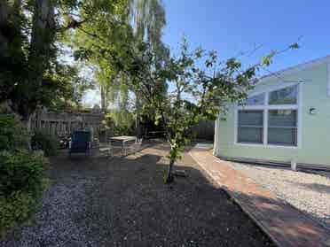 Summer Sublet in South Berkeley