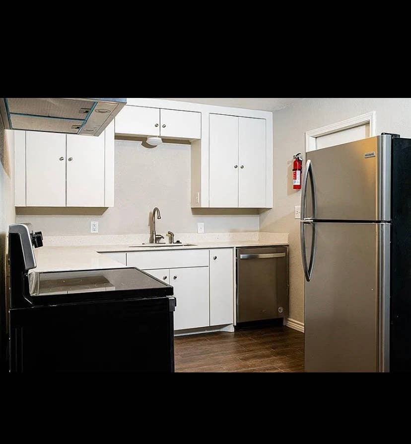 2 rooms for rent!
