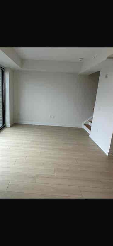 Stacked townhouse for rent
