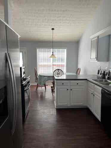 Kennesaw- Great Location