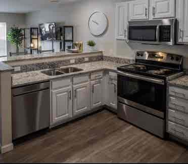 Looking for a female roommate!