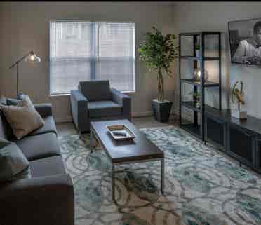 Looking for a female roommate!