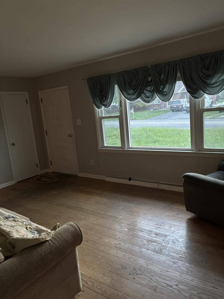 Roommate wanted