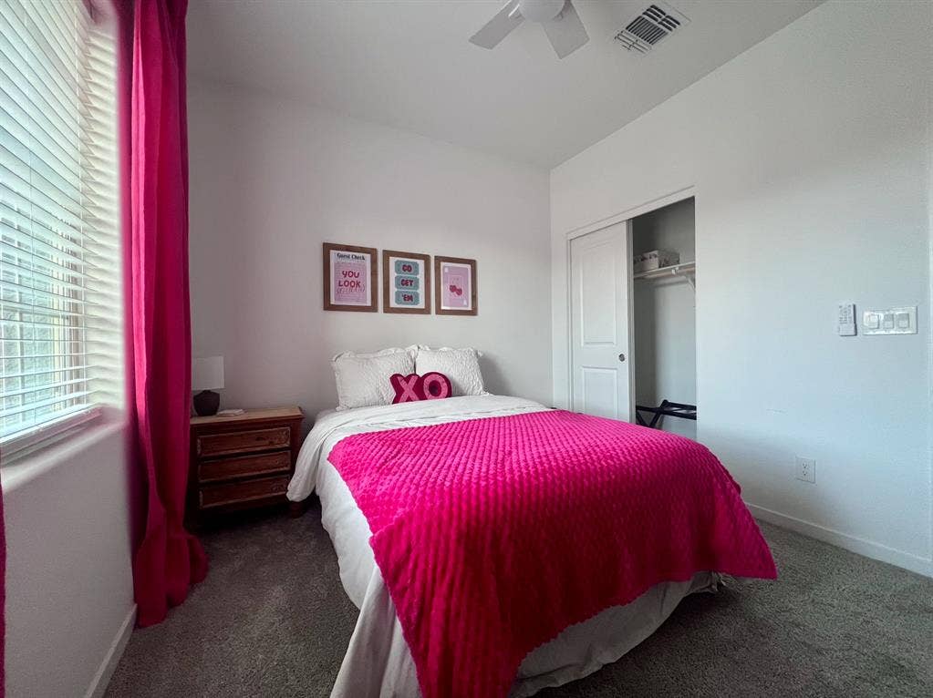 Chic, Cozy, & Fully Furnished
