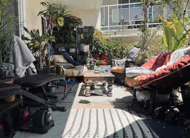 Lovely Apt on North Edge of WeHo