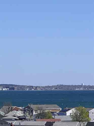 Room for rent in shared ocean view