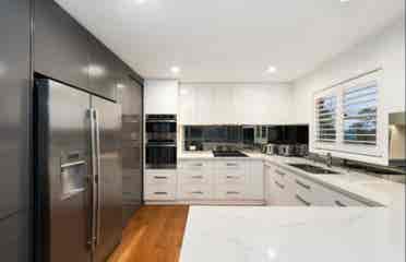 Furnished room for Rent
