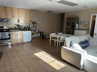 Looking for Christian Roomate!