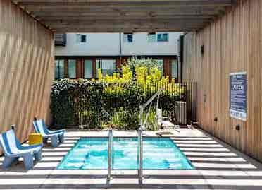 Apt Available for Lease Takeover