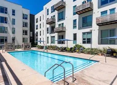 Apt Available for Lease Takeover