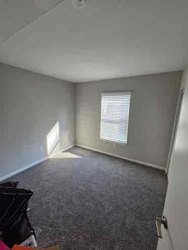 Room for Rent in Portsmouth!