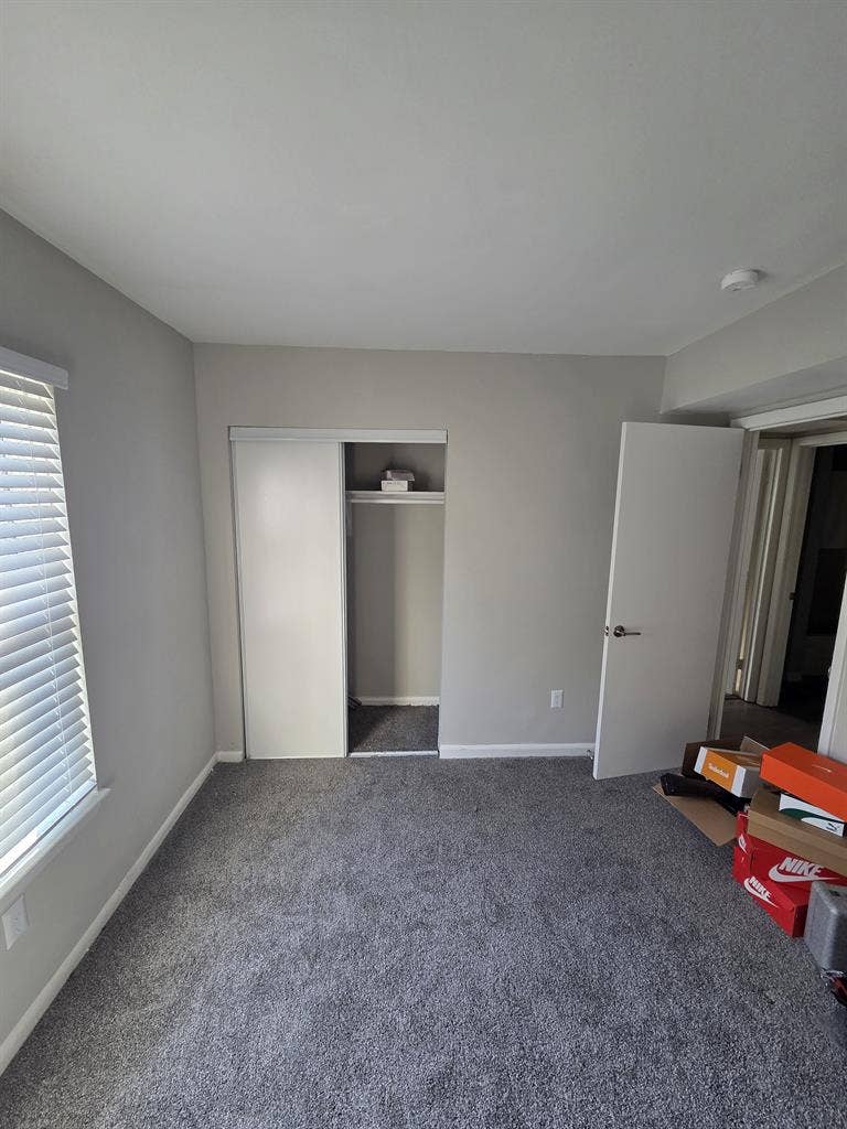 Room for Rent in Portsmouth!