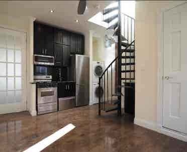 Roof deck, washer/dryer UES/harlem
