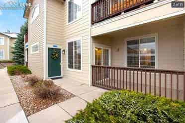 Three room Condo - West FoCo