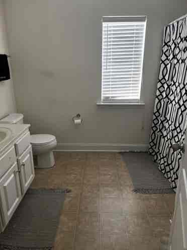 Room for rent with shared bathroom