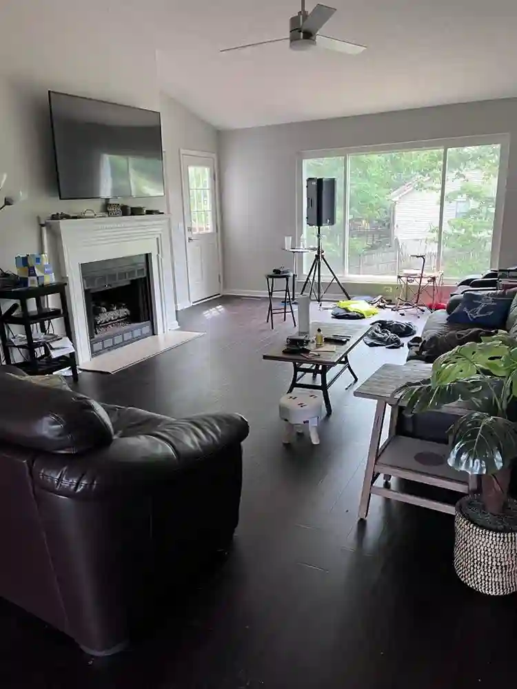 Hermitage area- Room for rent