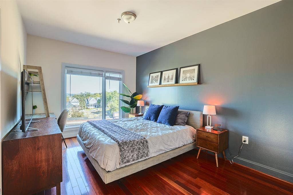 Furnished Room for rent