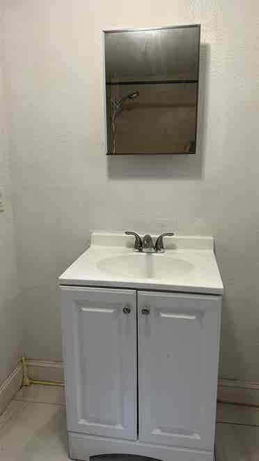Private room and bathroom