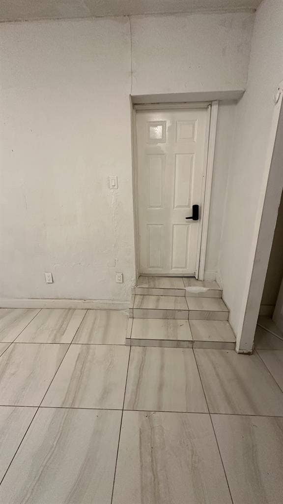 Private room and bathroom
