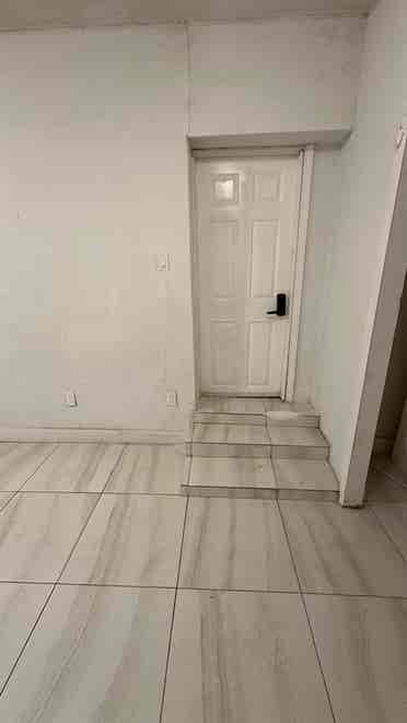 Private room and bathroom
