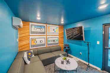 Studios $ Months Free!!
