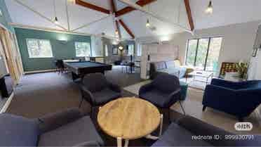 Student Room Available!!!