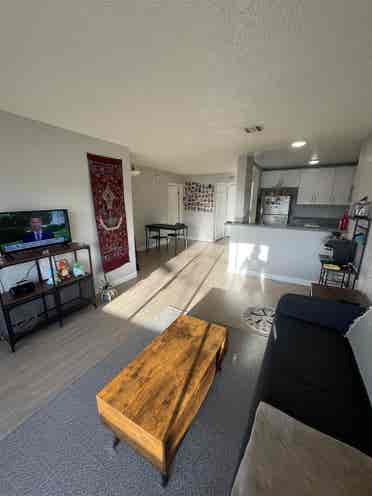 Spacious 2 Bedroom Sublet Koreatown