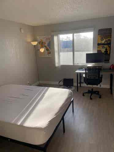 Spacious 2 Bedroom Sublet Koreatown