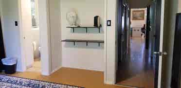 Single Room and bathroom available