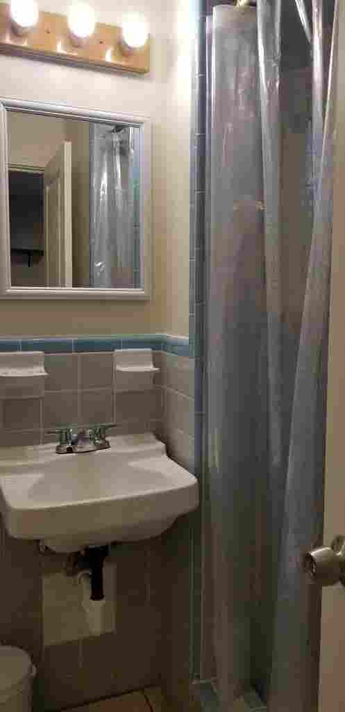 Single Room and bathroom available