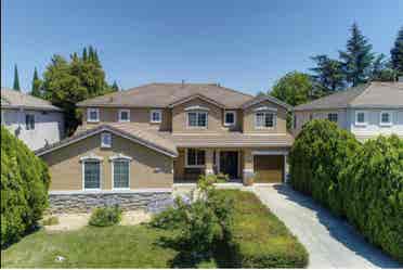 2 Rooms Available in South Natomas
