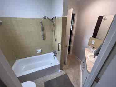 Large room: Nashville - Old Hickory