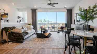 Room available 3-bedroom townhouse.