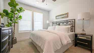 Room available 3-bedroom townhouse.