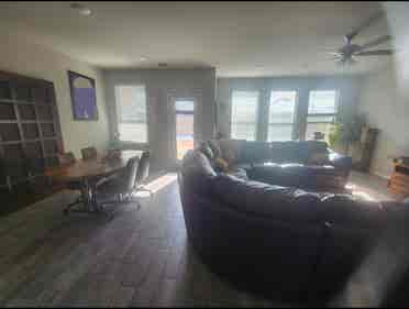 Iso Female,Non or furnished options