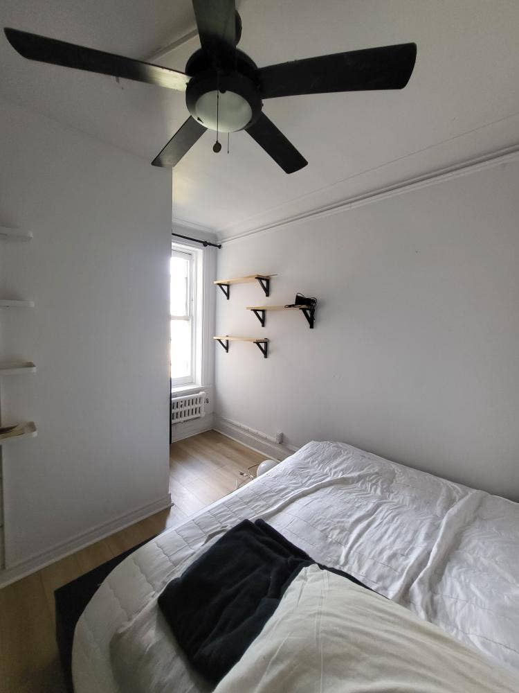 2 bedroom downtown July
