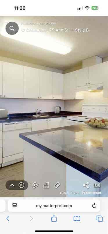 1 room available in 3bed apartment