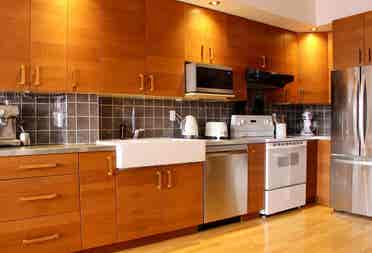 4 ½ Apartment for Sublt (4 months)