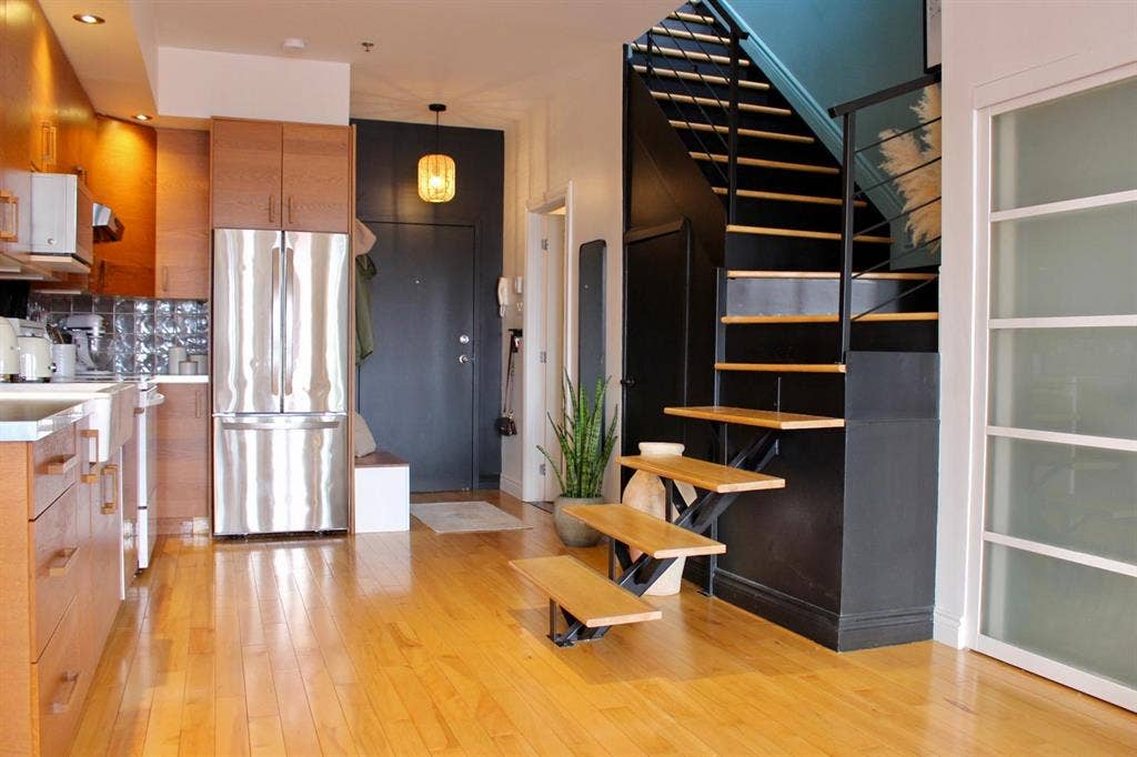 4 ½ Apartment for Sublt (4 months)