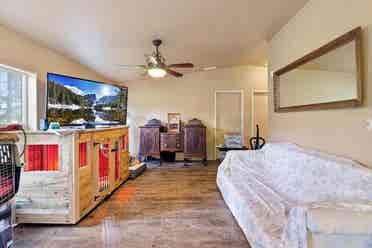 Looking for a Roommate