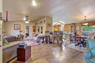 Looking for a Roommate