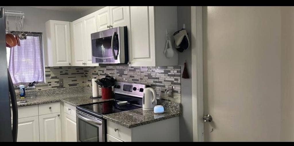 Furnished room for rent
