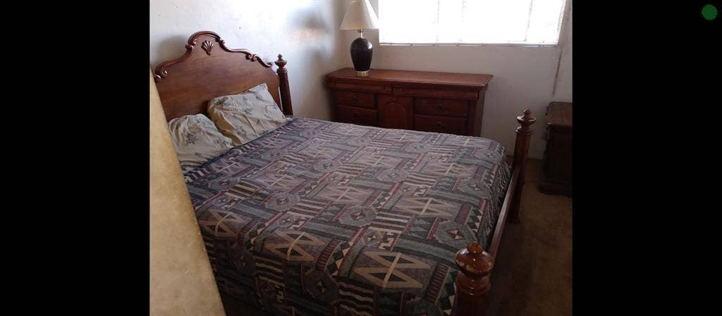 BEDROOM FOR RENT