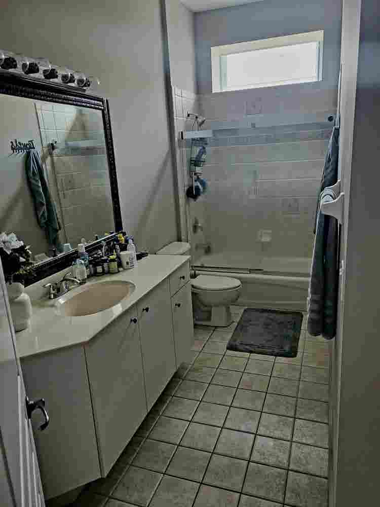 Private Furnished Bedroom