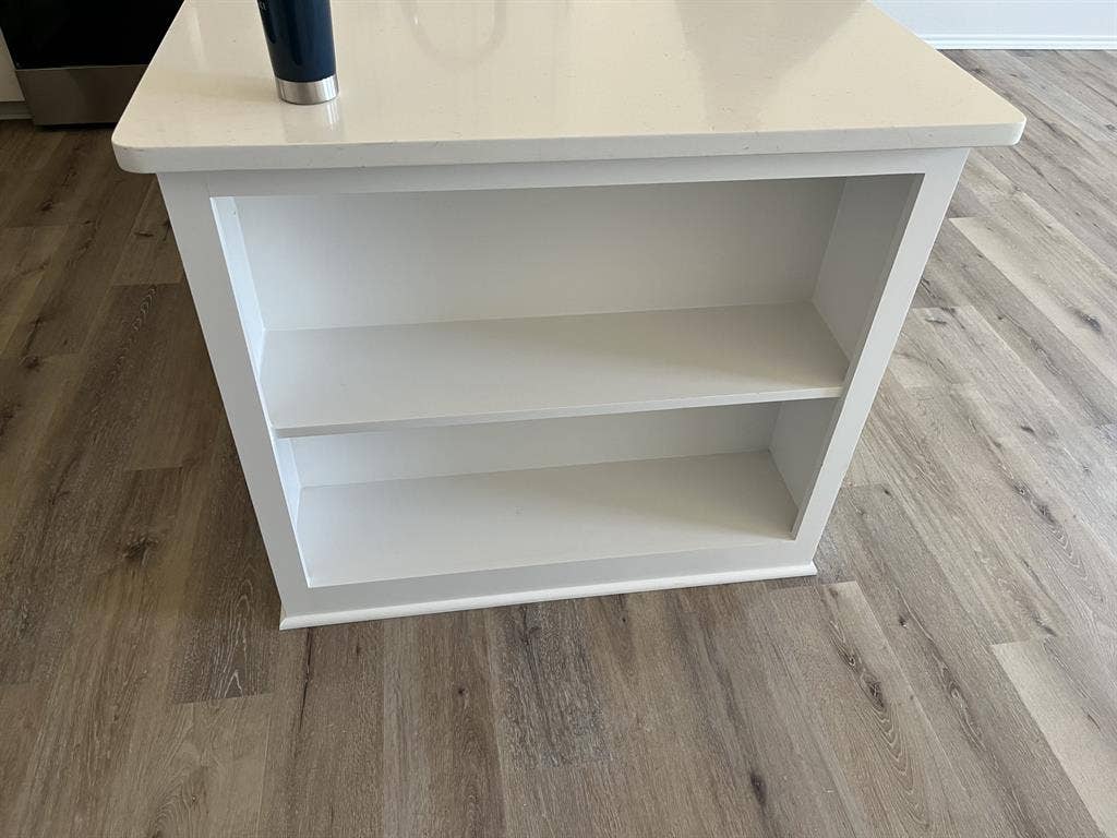 1 Bedroom Apartment 6 Months