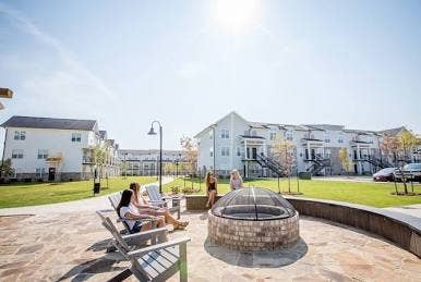 Lease takeover in fall! Wildwood