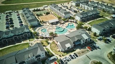 Lease takeover in fall! Wildwood