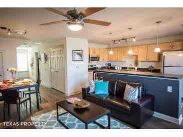 Lease takeover in fall! Wildwood